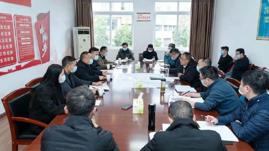 Tianquan County Holds Hongxiang Prefabricated Building Project Promotion Meeting